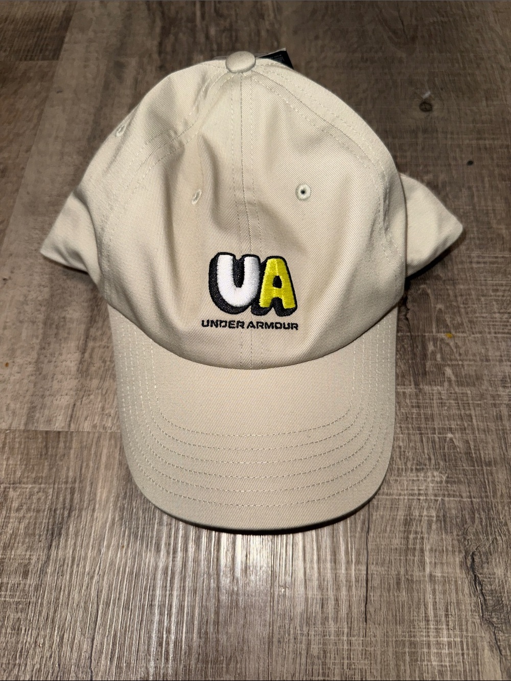Under Armour Cream Baseball Cap with Two-Tone UA Logo